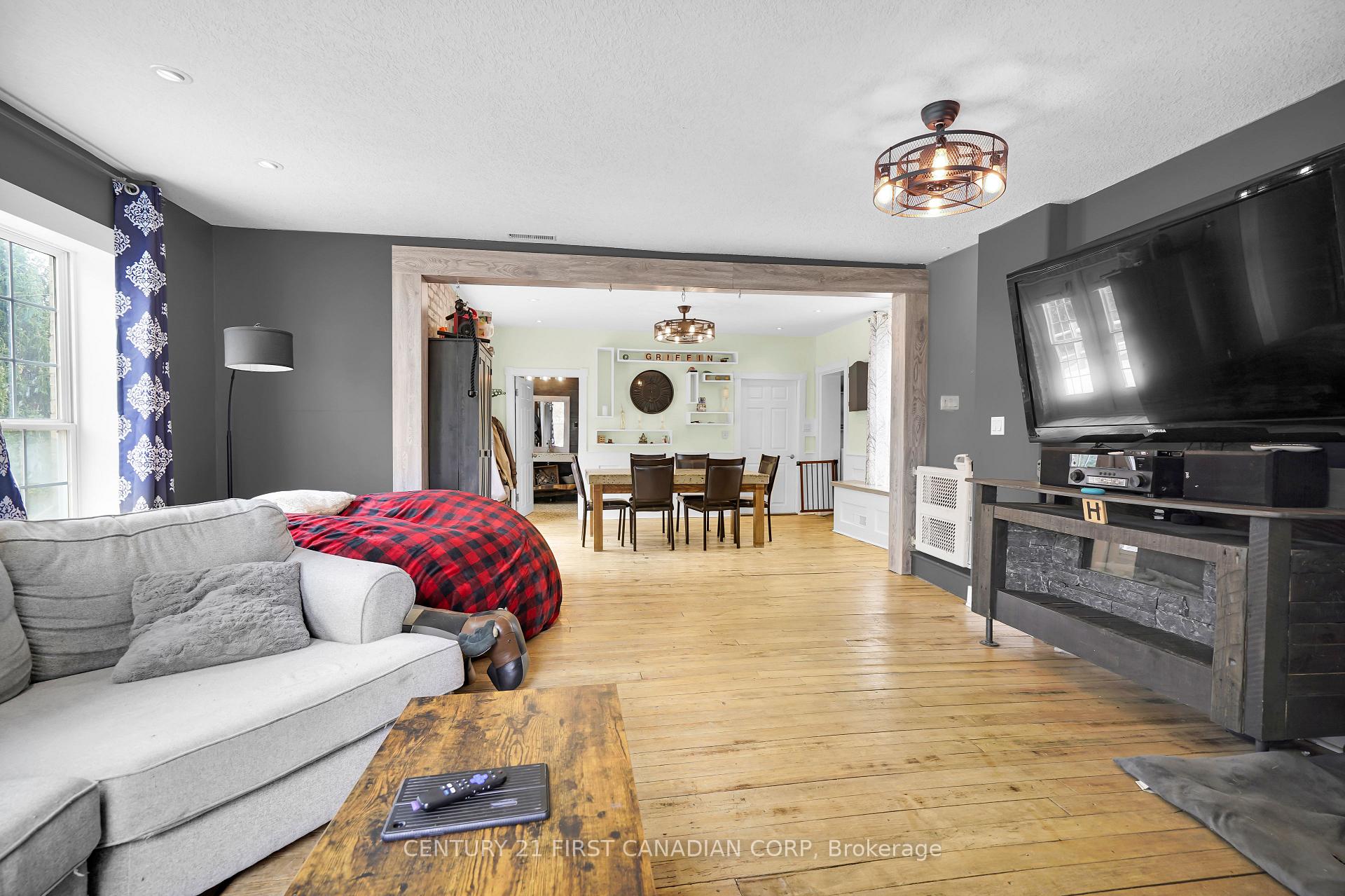 Photo 16 of 23895 Adelaide Road, Strathroy-Caradoc, NE — HOMEH