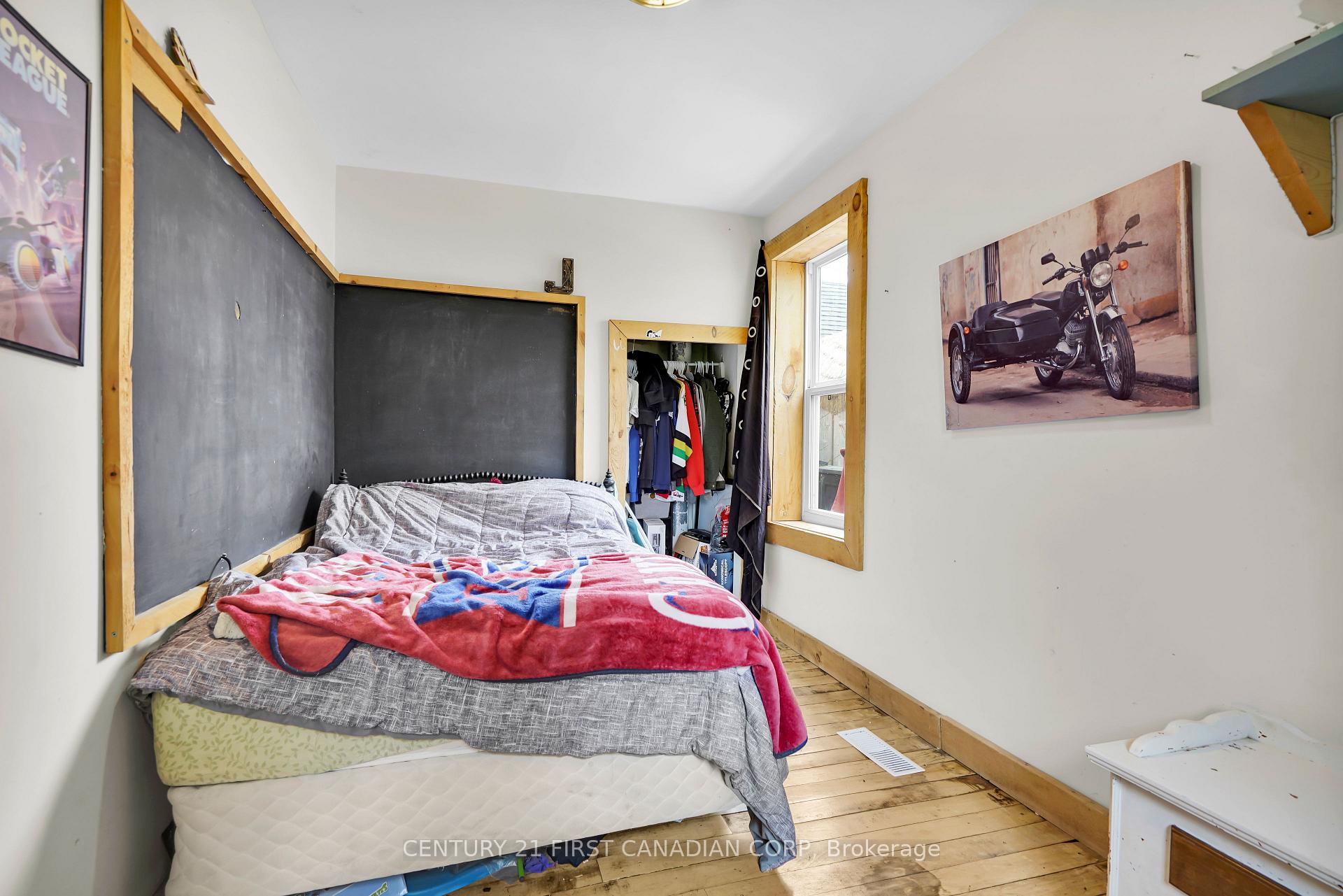 Photo 17 of 23895 Adelaide Road, Strathroy-Caradoc, NE — HOMEH