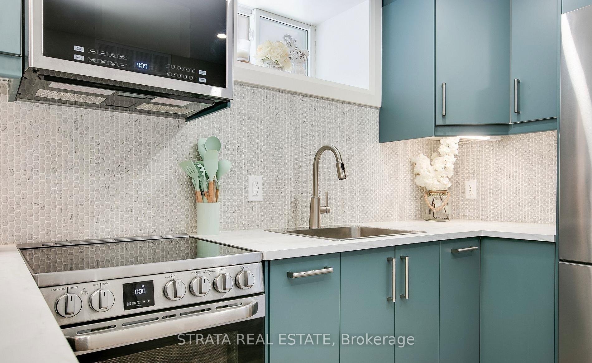 Photo 3 of 192 Hastings Avenue, Toronto, South Riverdale — HOMEH