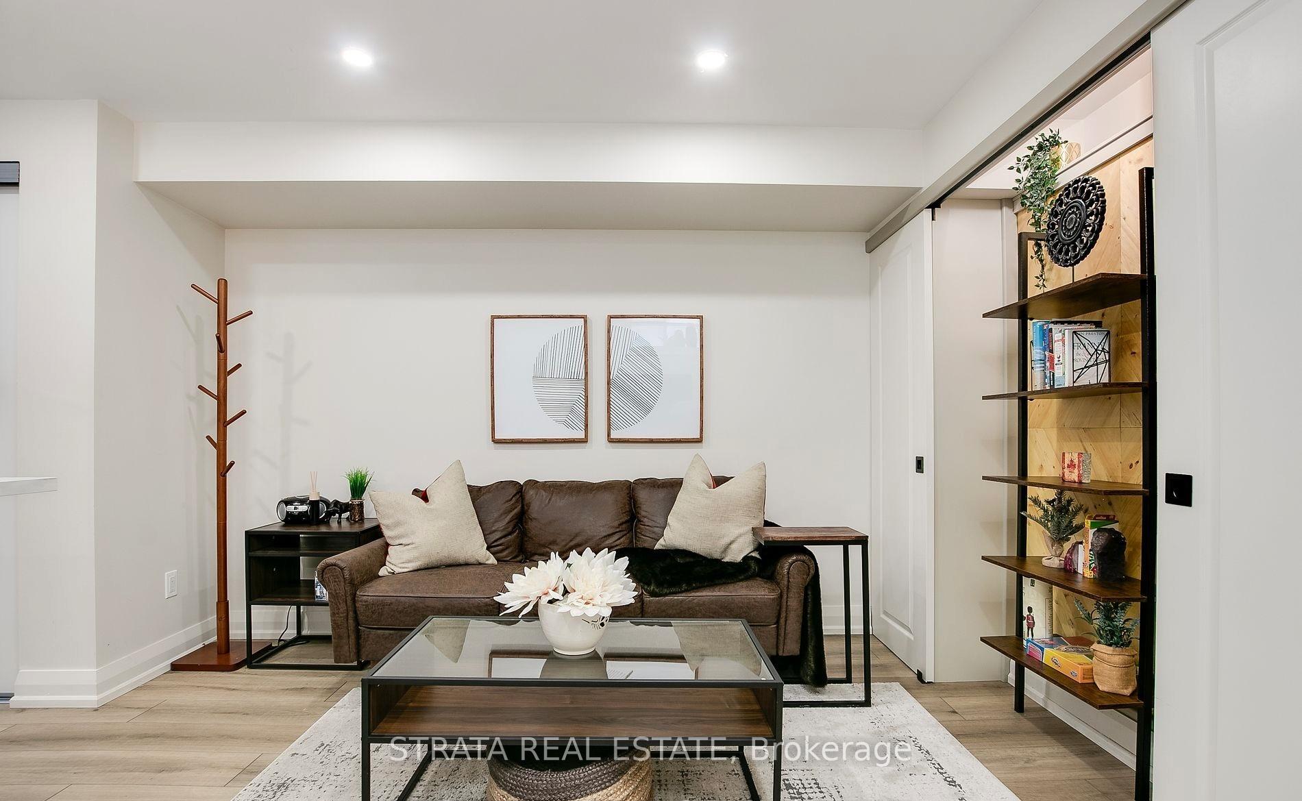 Photo 4 of 192 Hastings Avenue, Toronto, South Riverdale — HOMEH