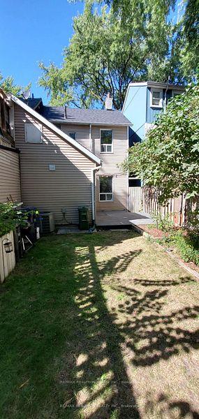 Photo 12 of 13 Clark Street, Toronto, South Riverdale — HOMEH