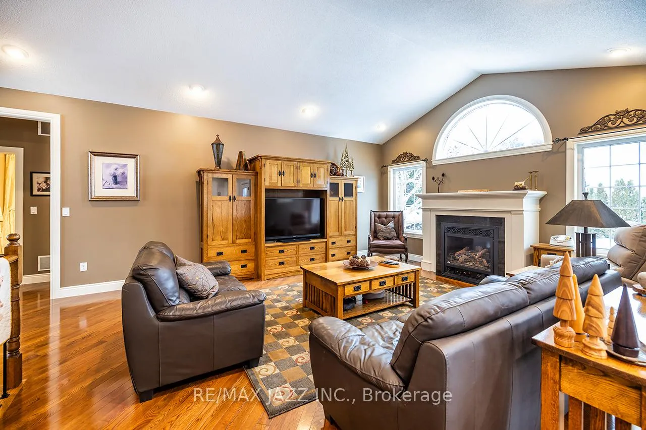 Photo 7 of 8495 Enfield Road, Clarington, Rural Clarington — HOMEH