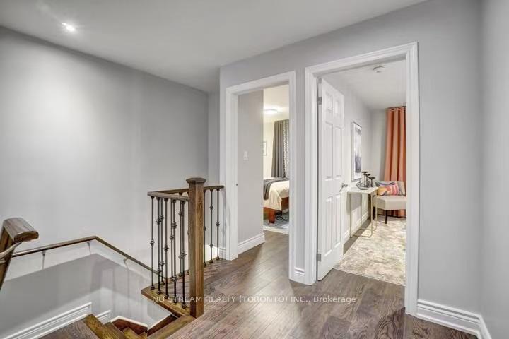 Photo 16 of Main+Upper 25 Duncannon Drive, Toronto, Forest Hill South — HOMEH