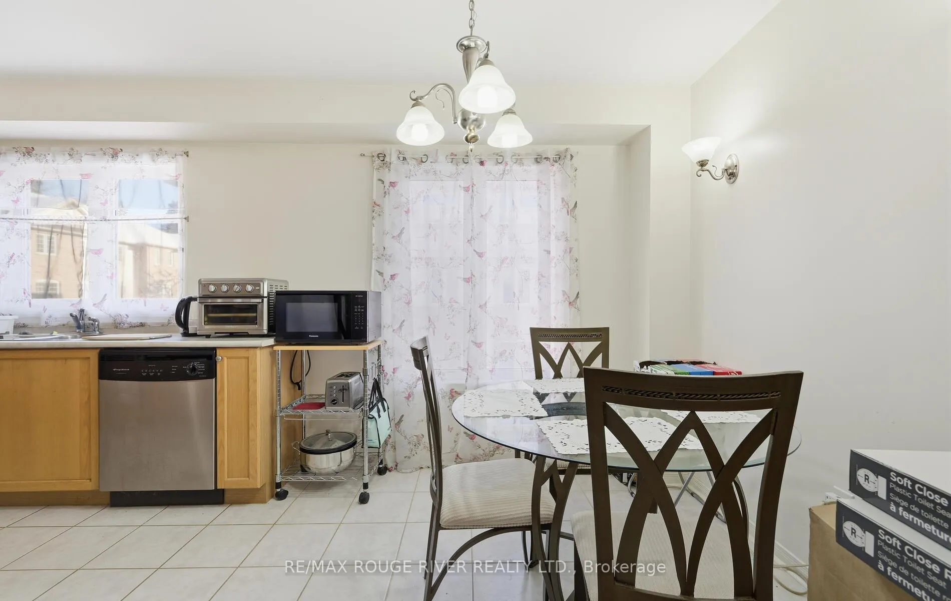 Photo 10 of Unit 38, 1850 Kingston Road, Pickering, Village East — HOMEH