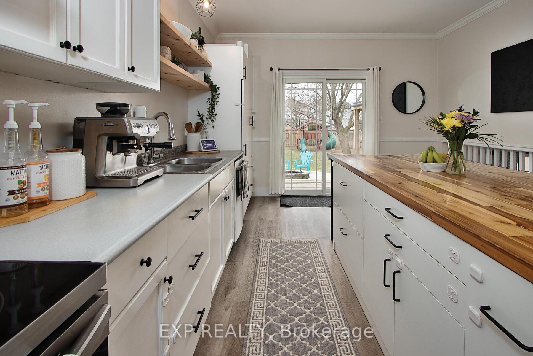 Photo 6 of 36 Willow Crescent, Strathroy-Caradoc, SE — HOMEH