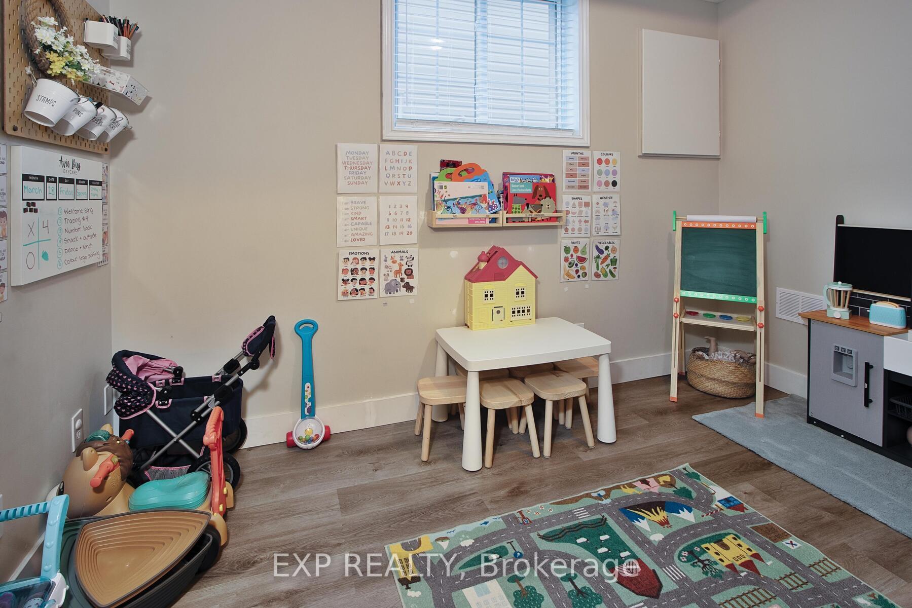 Photo 21 of 36 Willow Crescent, Strathroy-Caradoc, SE — HOMEH