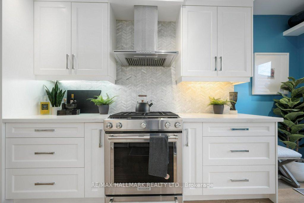 Photo 17 of 47 Morse Street, Toronto, South Riverdale — HOMEH