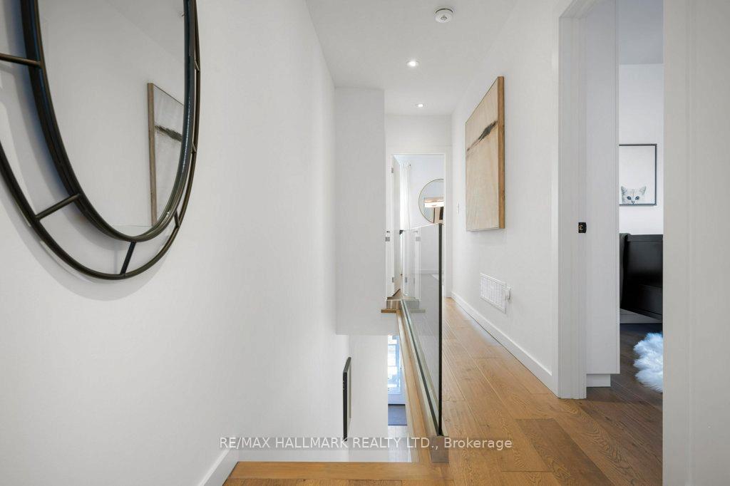 Photo 20 of 47 Morse Street, Toronto, South Riverdale — HOMEH