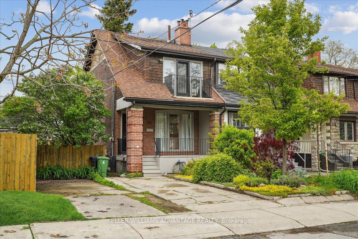Front of 130 Glebeholme Boulevard