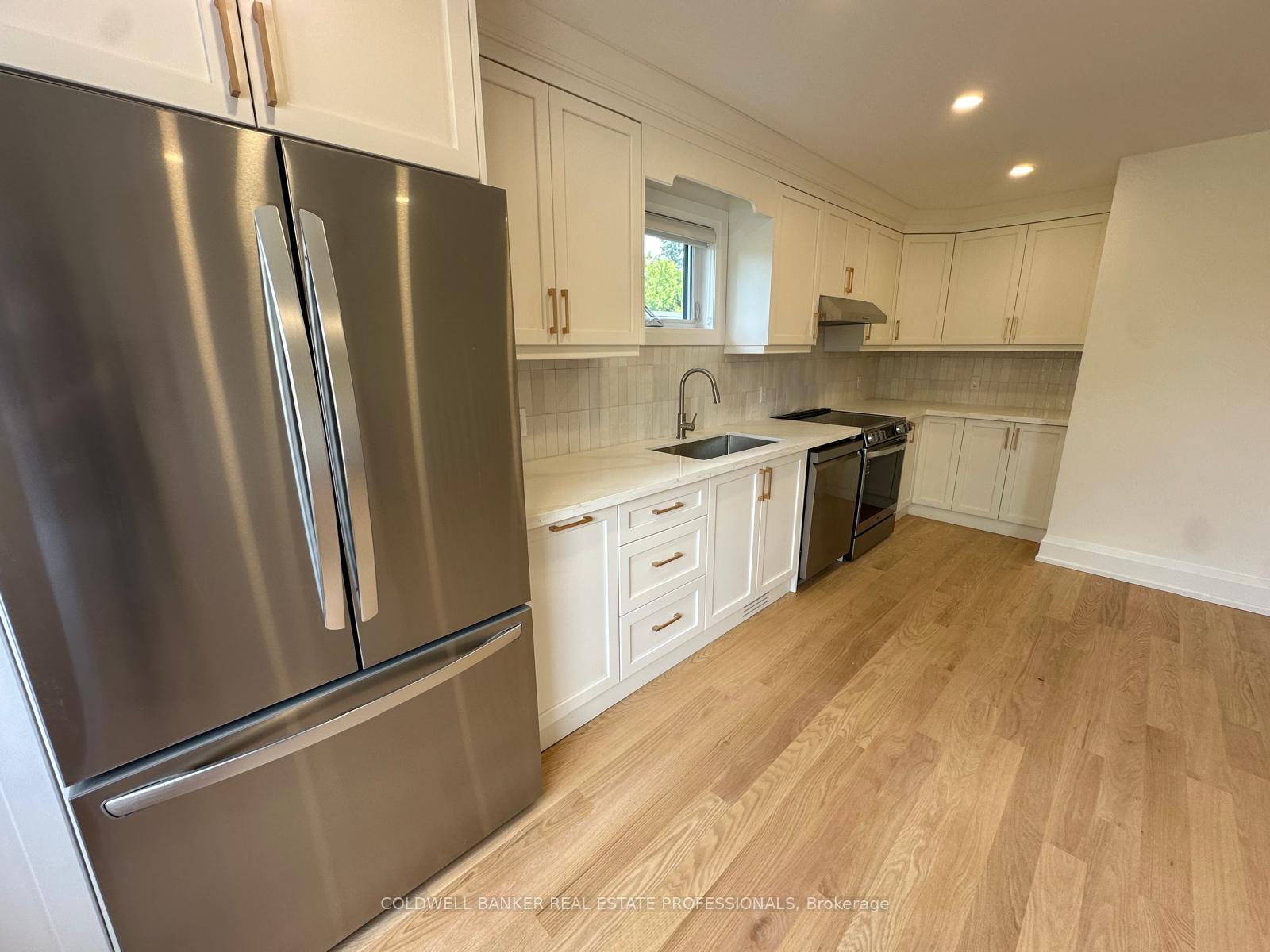 Photo 3 of Unit Upper, 398 Main Street, Toronto, Woodbine-Lumsden — HOMEH