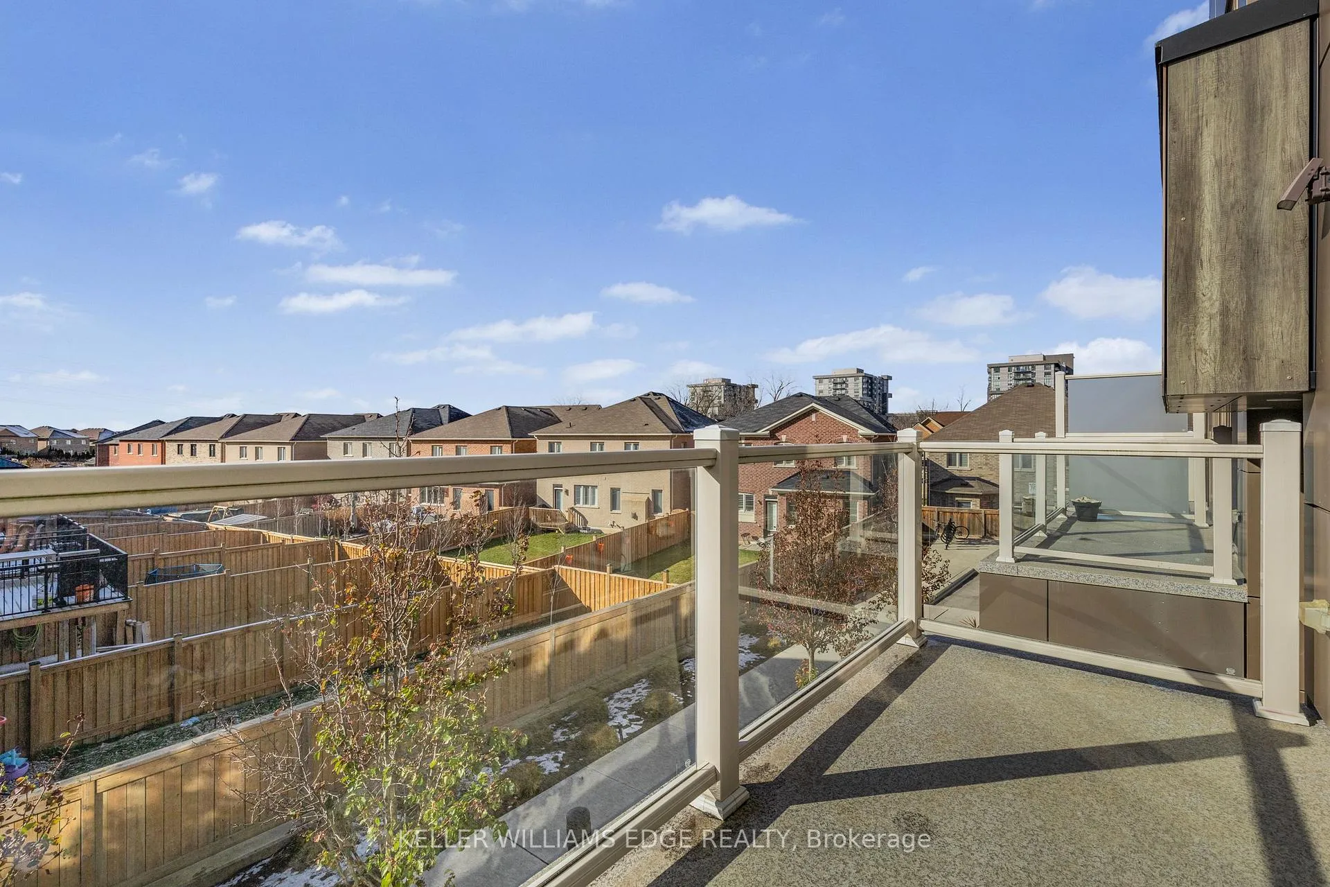 Photo 5 of Unit 16, 261 Skinner Road, Hamilton, Waterdown — HOMEH