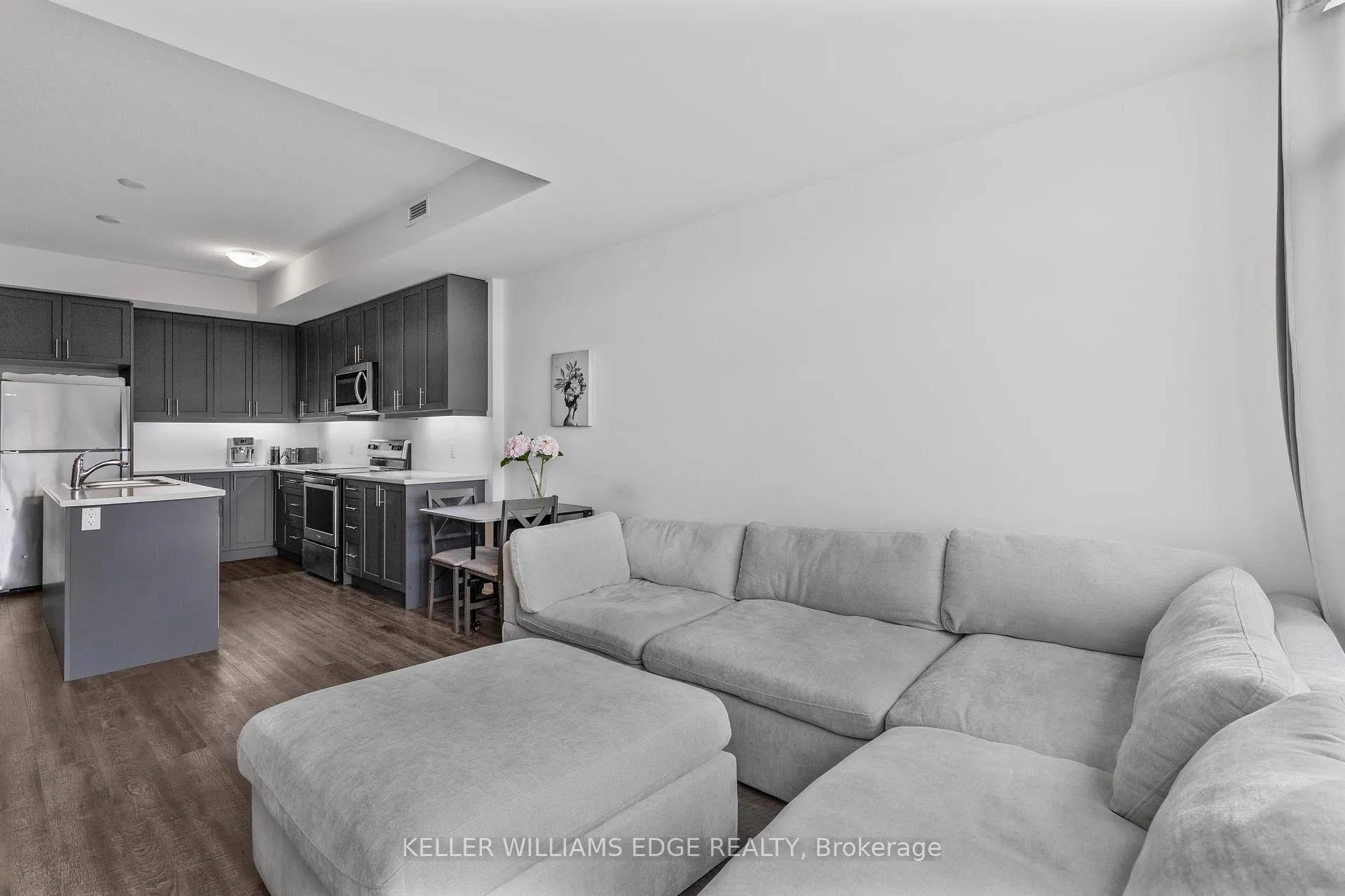 Photo 9 of Unit 16, 261 Skinner Road, Hamilton, Waterdown — HOMEH
