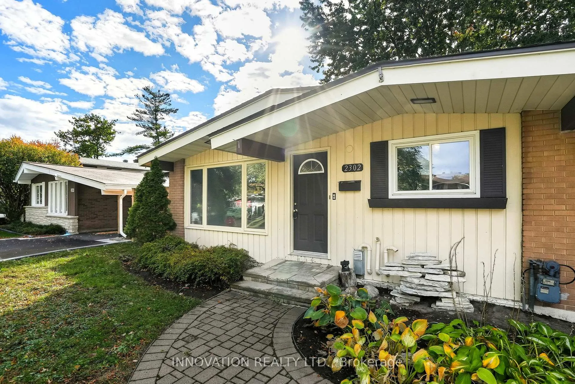 Photo 3 of 2302 Horton Street, Ottawa, Elmvale Acres/Urbandale — HOMEH