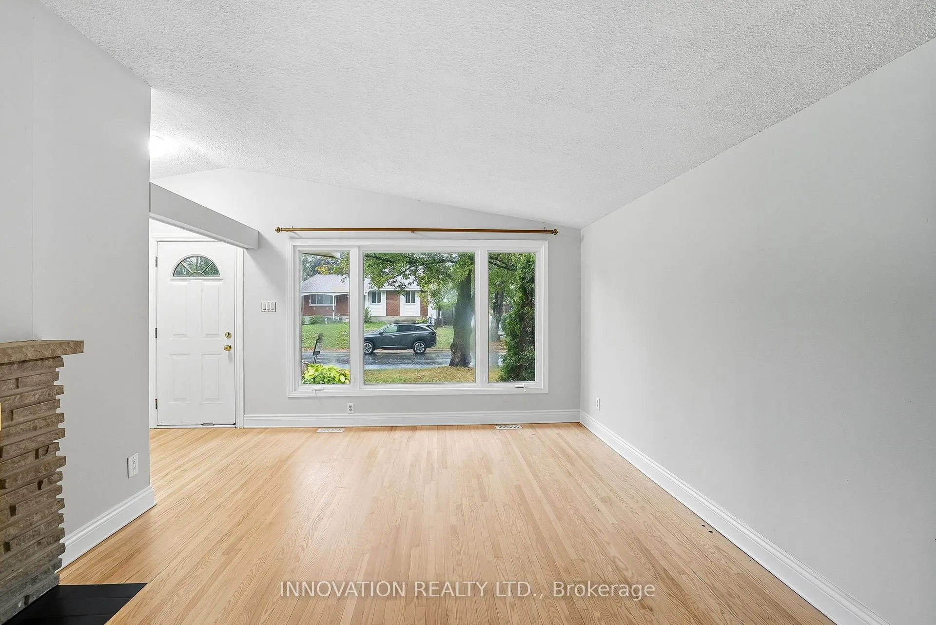 Photo 7 of 2302 Horton Street, Ottawa, Elmvale Acres/Urbandale — HOMEH