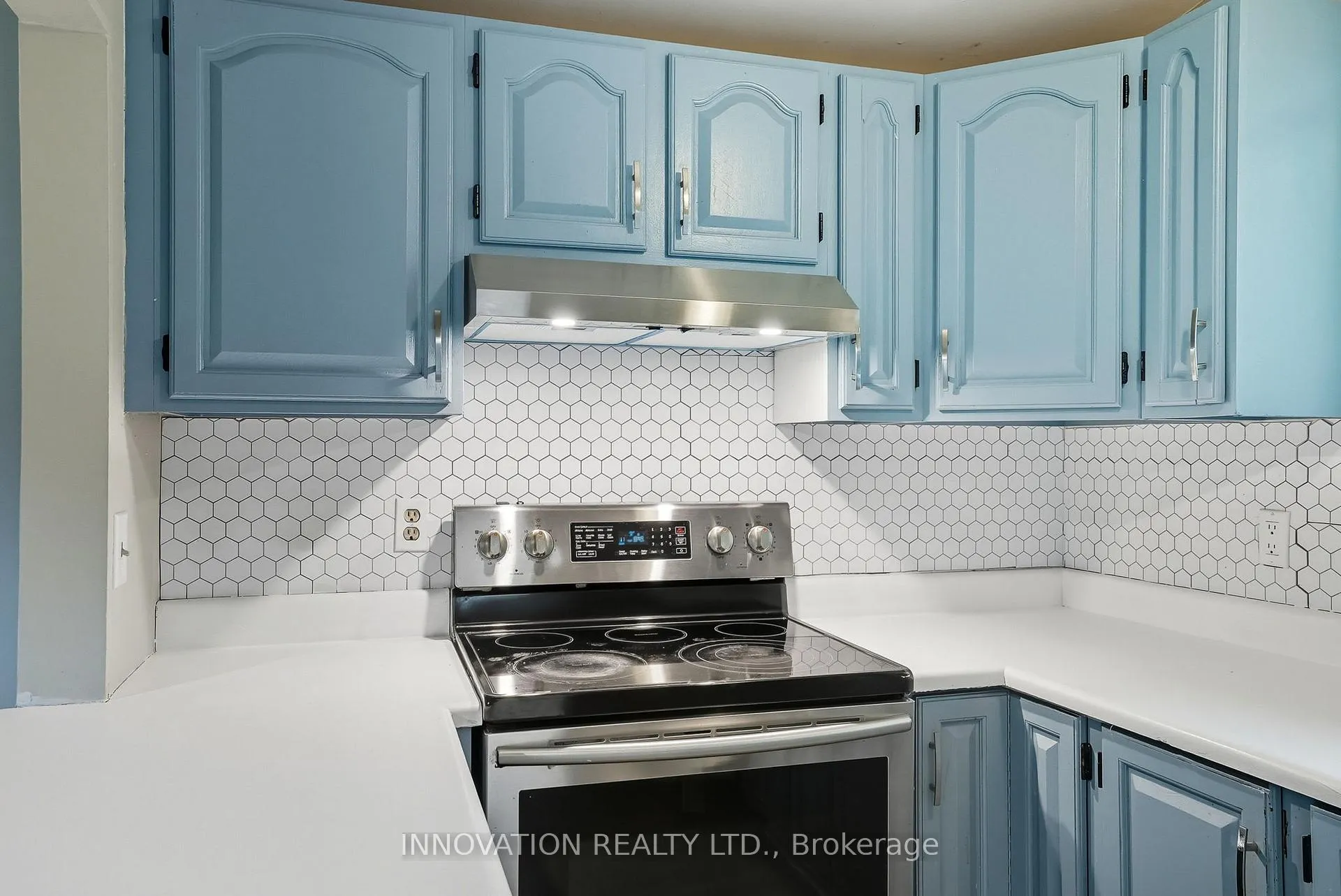 Photo 15 of 2302 Horton Street, Ottawa, Elmvale Acres/Urbandale — HOMEH