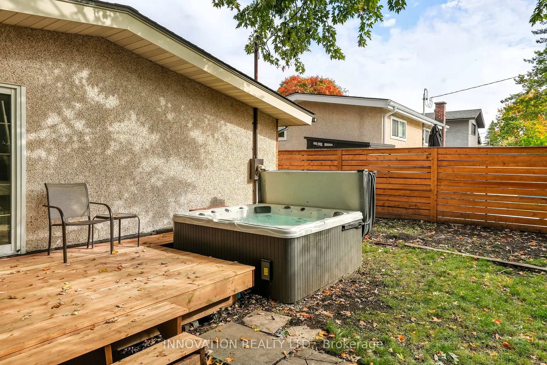 Photo 35 of 2302 Horton Street, Ottawa, Elmvale Acres/Urbandale — HOMEH