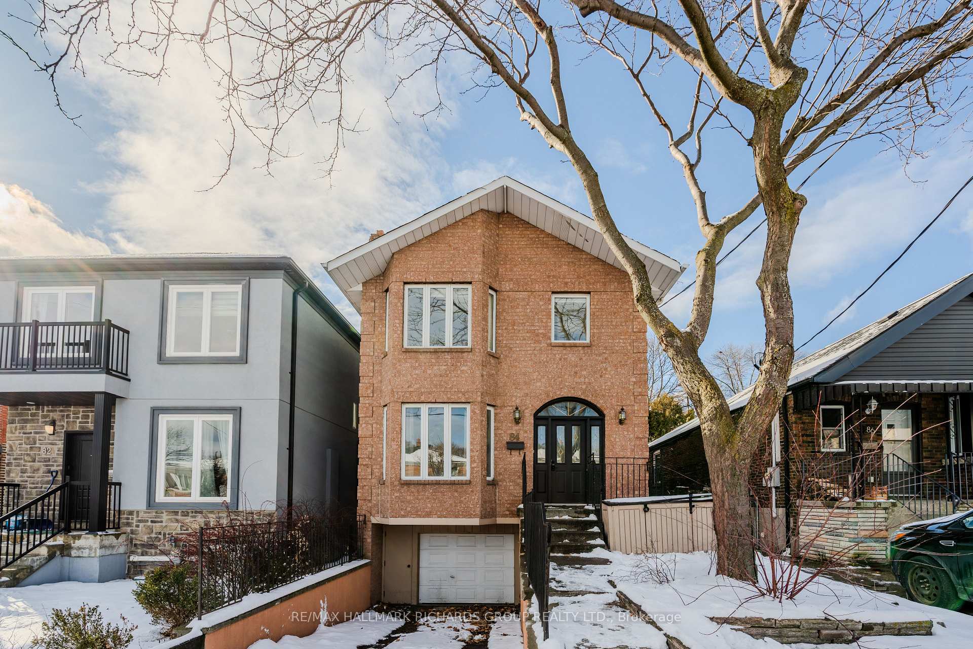 Photo 1 of 84 Glenside Avenue, Toronto, Greenwood-Coxwell — HOMEH