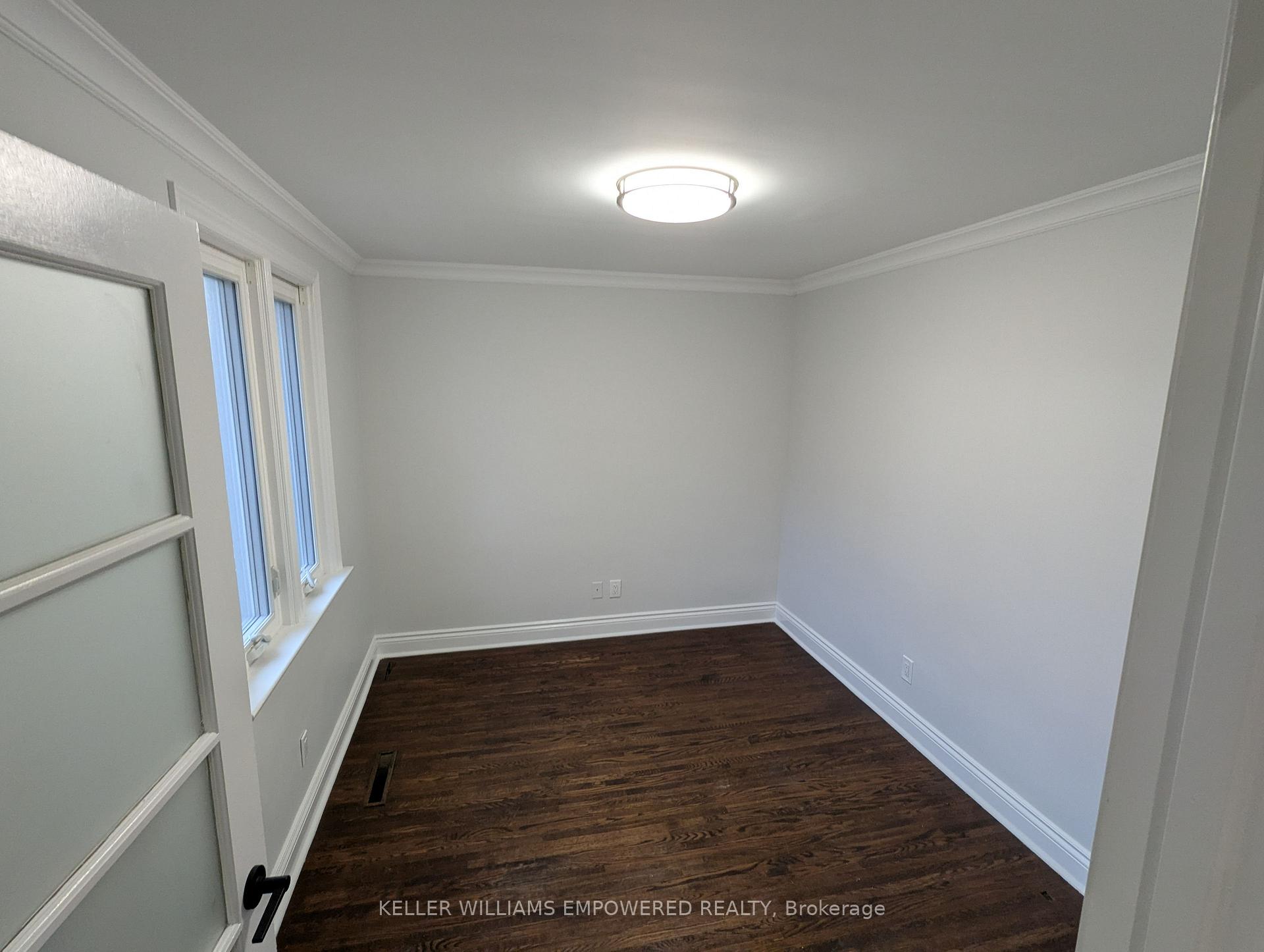 Photo 14 of 646 Glengrove Avenue W, Toronto, Englemount-Lawrence — HOMEH