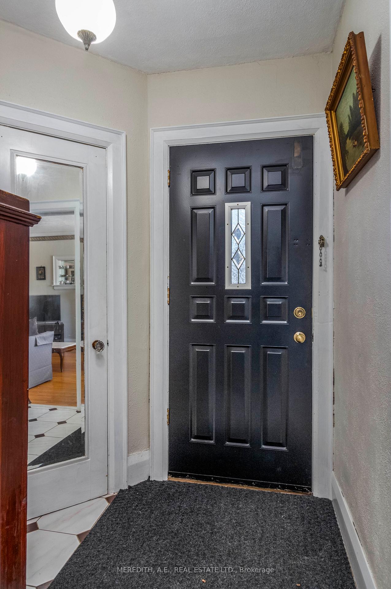 Photo 3 of 16 Heddington Avenue, Toronto, Lawrence Park South — HOMEH
