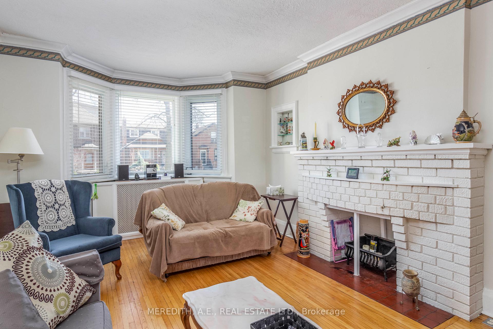 Photo 9 of 16 Heddington Avenue, Toronto, Lawrence Park South — HOMEH