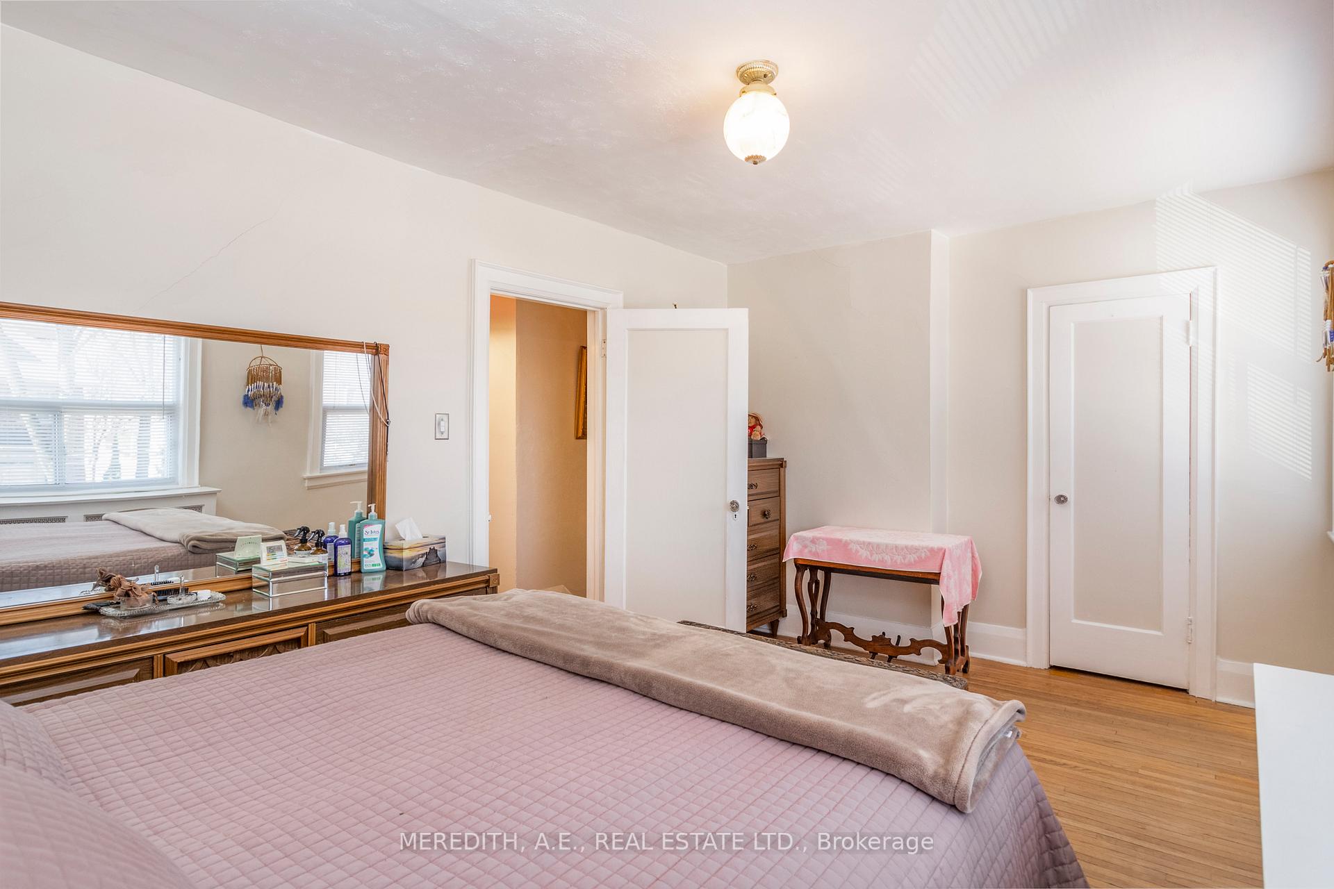 Photo 16 of 16 Heddington Avenue, Toronto, Lawrence Park South — HOMEH