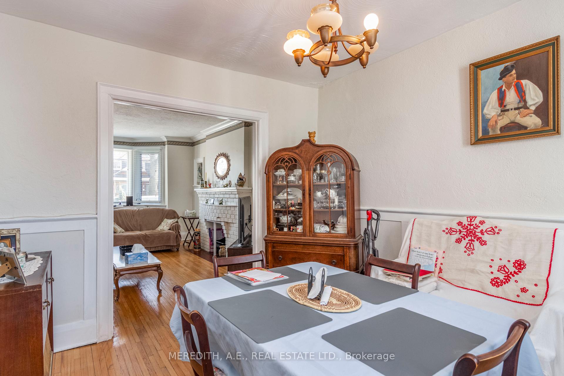 Photo 22 of 16 Heddington Avenue, Toronto, Lawrence Park South — HOMEH
