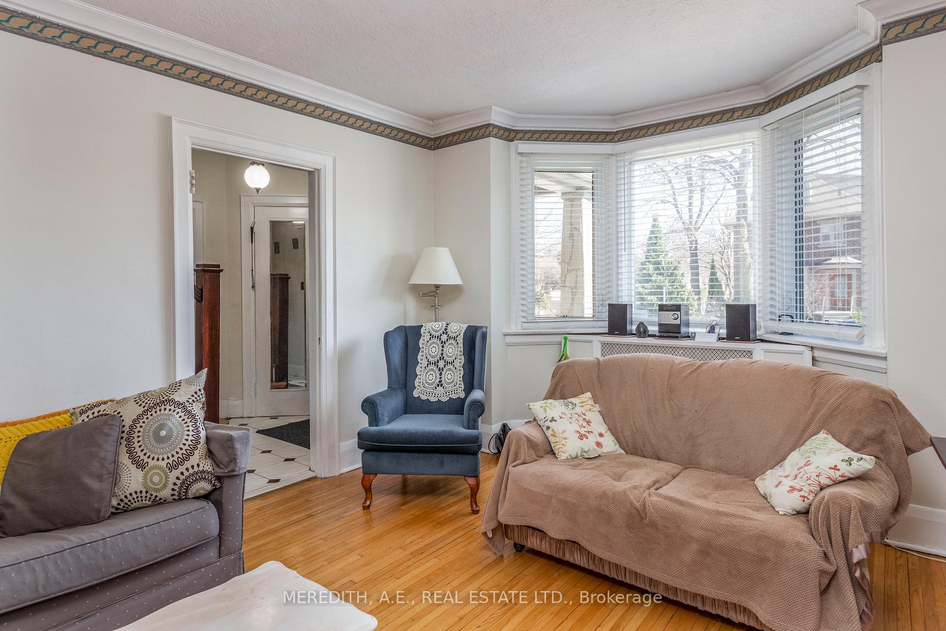 Photo 23 of 16 Heddington Avenue, Toronto, Lawrence Park South — HOMEH