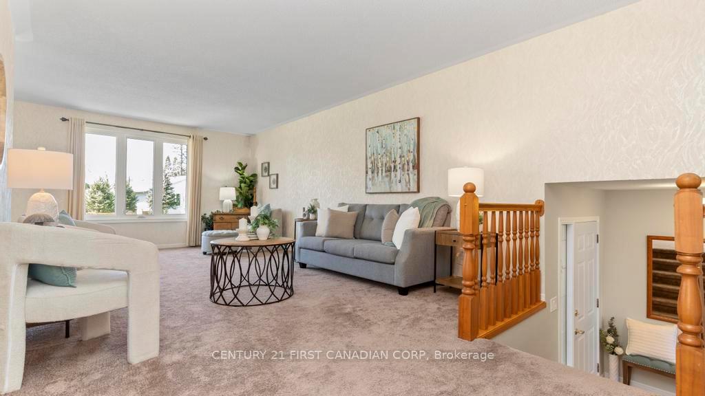 Photo 7 of 2344 Bentim Road, Strathroy-Caradoc, Mount Brydges — HOMEH