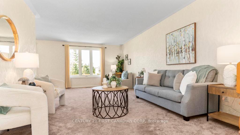 Photo 8 of 2344 Bentim Road, Strathroy-Caradoc, Mount Brydges — HOMEH