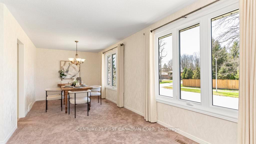 Photo 11 of 2344 Bentim Road, Strathroy-Caradoc, Mount Brydges — HOMEH