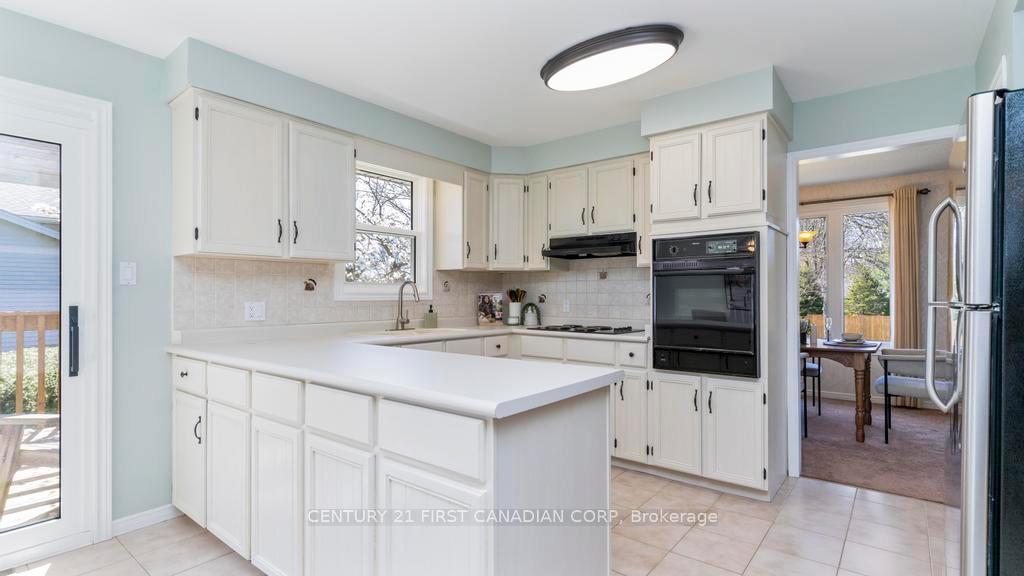 Photo 14 of 2344 Bentim Road, Strathroy-Caradoc, Mount Brydges — HOMEH