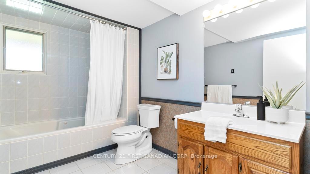 Photo 27 of 2344 Bentim Road, Strathroy-Caradoc, Mount Brydges — HOMEH