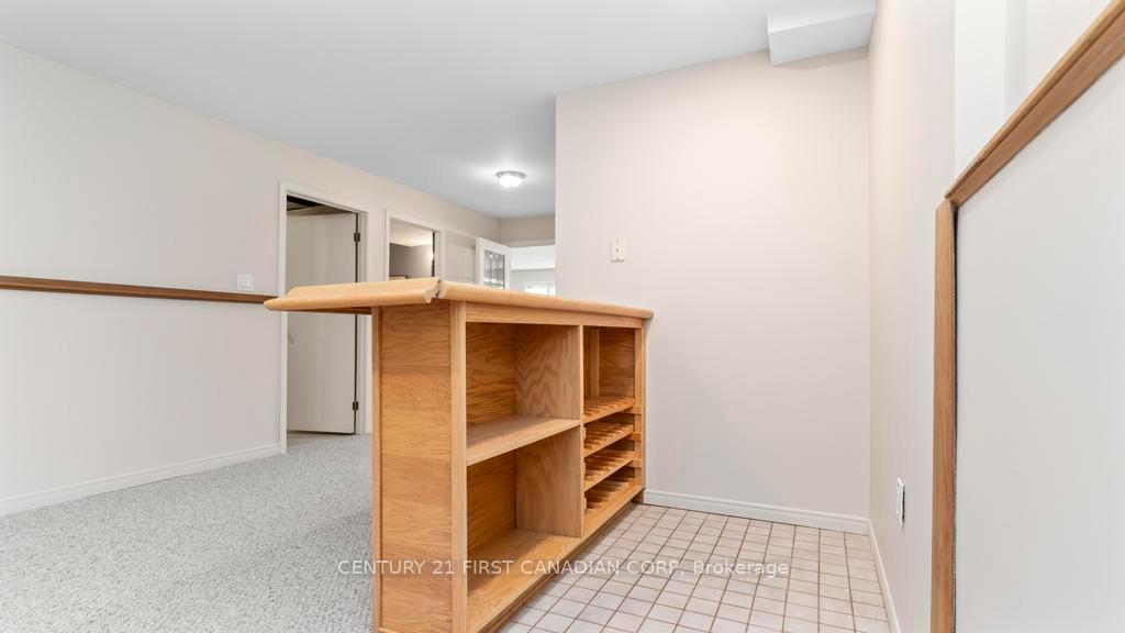 Photo 29 of 2344 Bentim Road, Strathroy-Caradoc, Mount Brydges — HOMEH