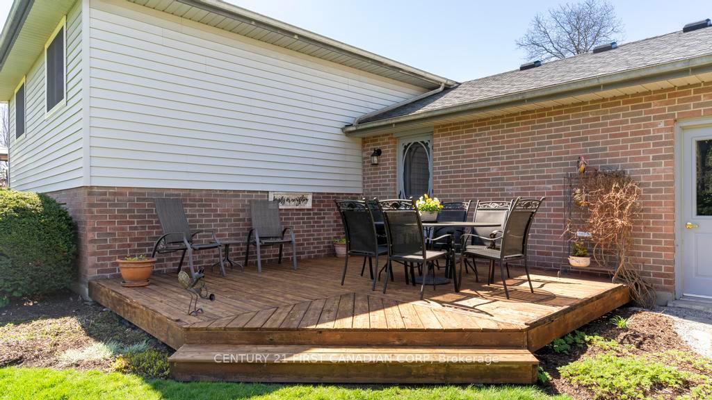 Photo 36 of 2344 Bentim Road, Strathroy-Caradoc, Mount Brydges — HOMEH