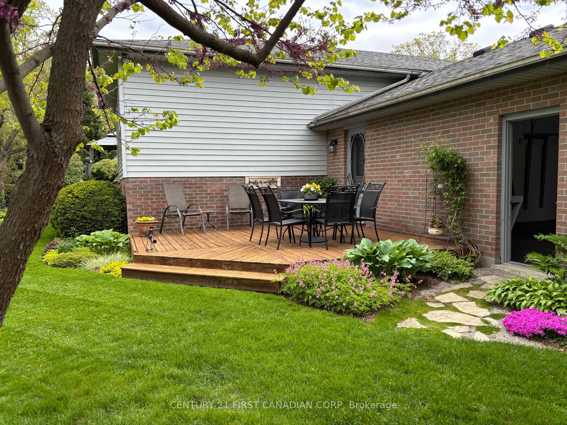 Photo 39 of 2344 Bentim Road, Strathroy-Caradoc, Mount Brydges — HOMEH