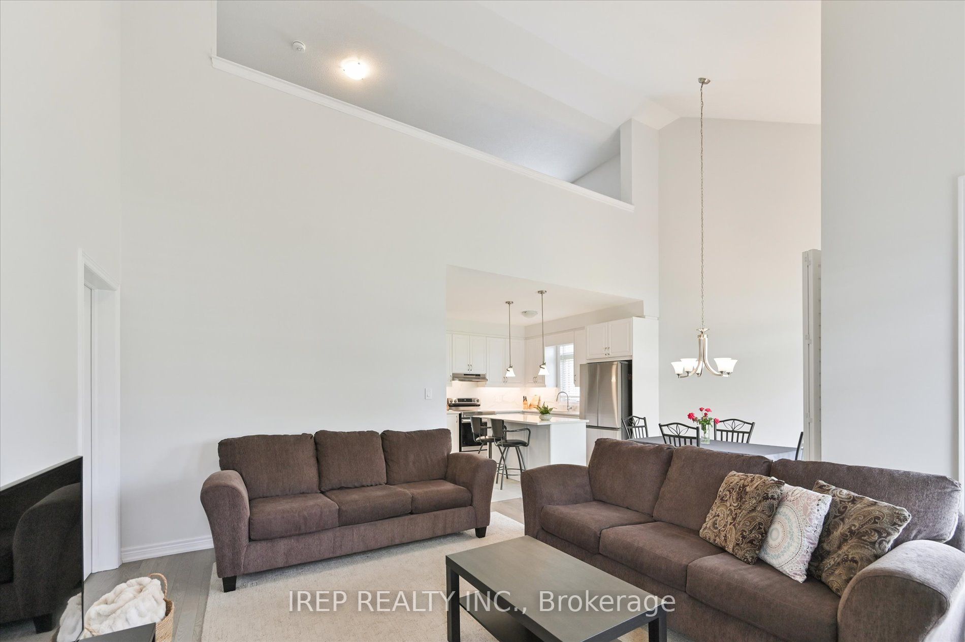 Photo 42 of 45 Overlea Drive, Brampton, Sandringham-Wellington — HOMEH