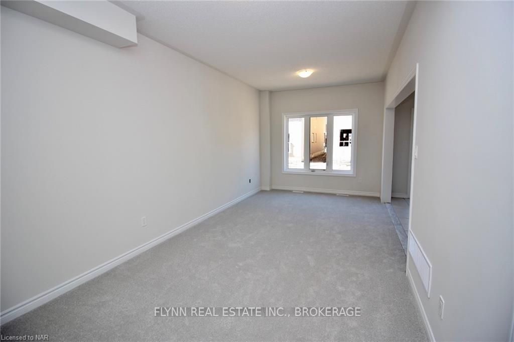 Photo 5 of 85 Baker Street, Thorold, Thorold Downtown — HOMEH