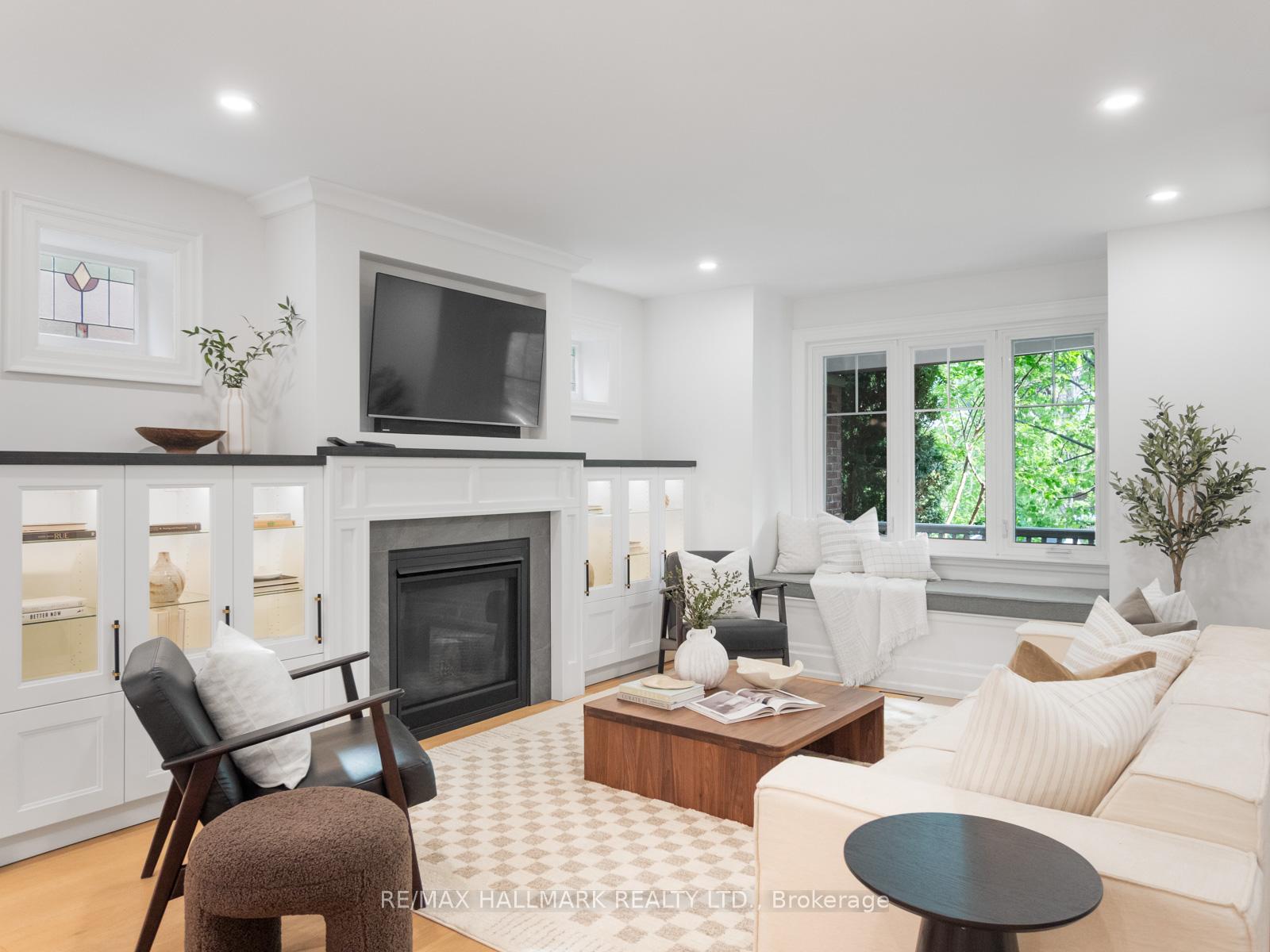 Photo 6 of 18 Thorncliffe Avenue, Toronto, Playter Estates-Danforth — HOMEH