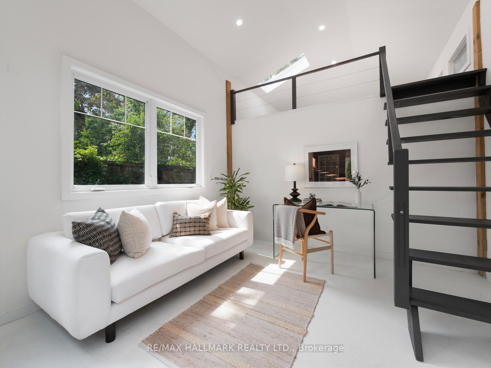 Photo 40 of 18 Thorncliffe Avenue, Toronto, Playter Estates-Danforth — HOMEH