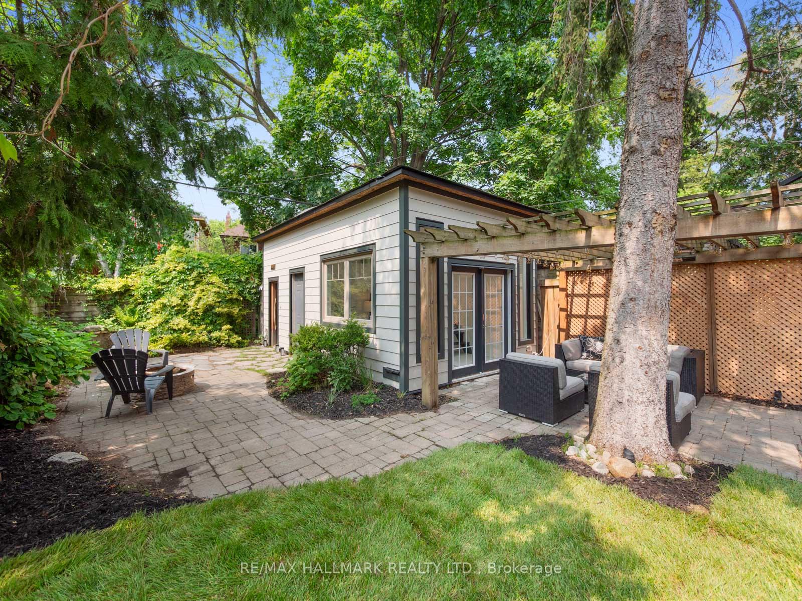 Photo 45 of 18 Thorncliffe Avenue, Toronto, Playter Estates-Danforth — HOMEH