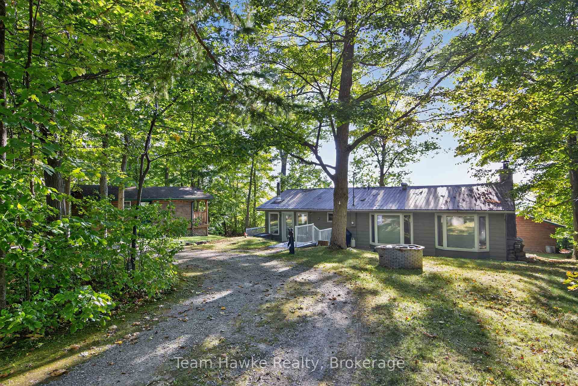 Photo 3 of 2082 Tiny Beaches Road N, Tiny, Rural Tiny — HOMEH