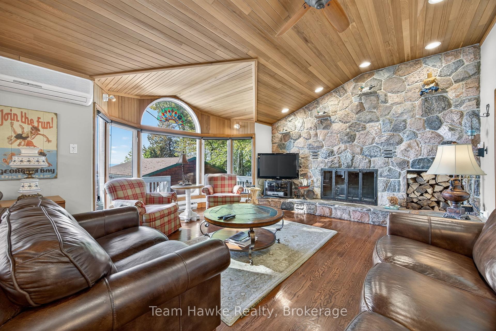 Photo 14 of 2082 Tiny Beaches Road N, Tiny, Rural Tiny — HOMEH