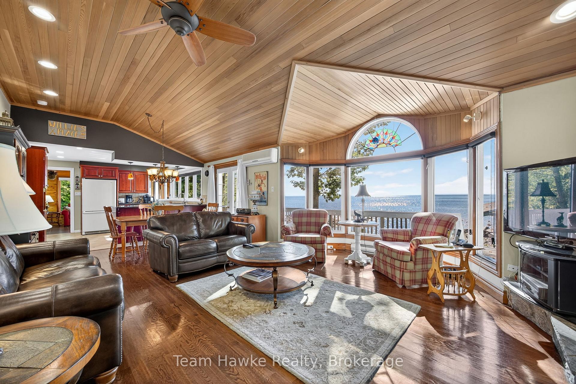 Photo 15 of 2082 Tiny Beaches Road N, Tiny, Rural Tiny — HOMEH