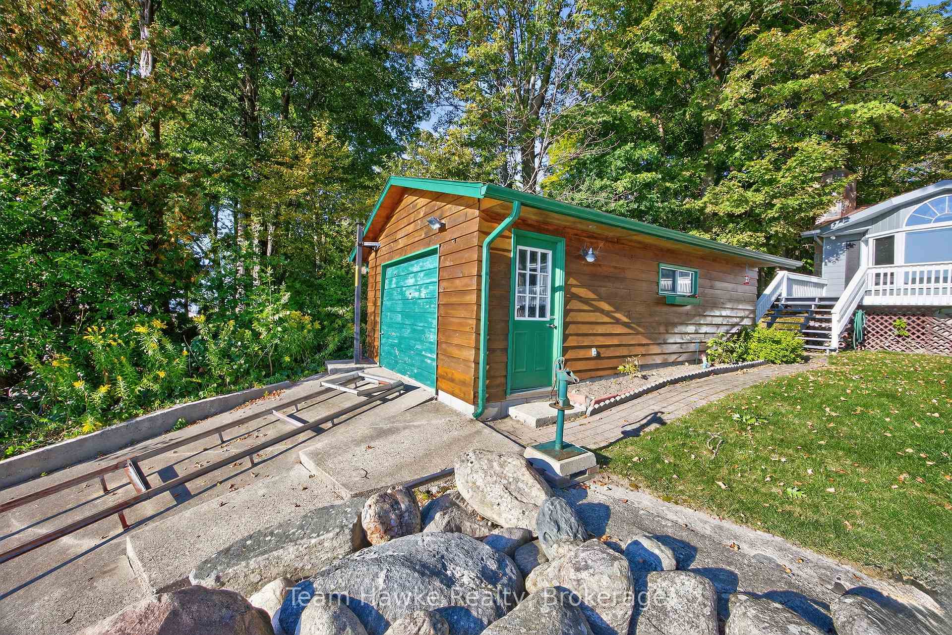 Photo 37 of 2082 Tiny Beaches Road N, Tiny, Rural Tiny — HOMEH