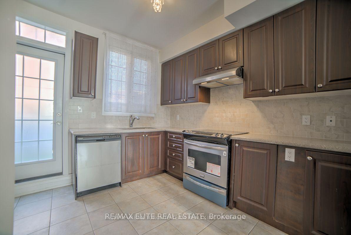 Photo 23 of 51 River Street, Toronto, Regent Park — HOMEH