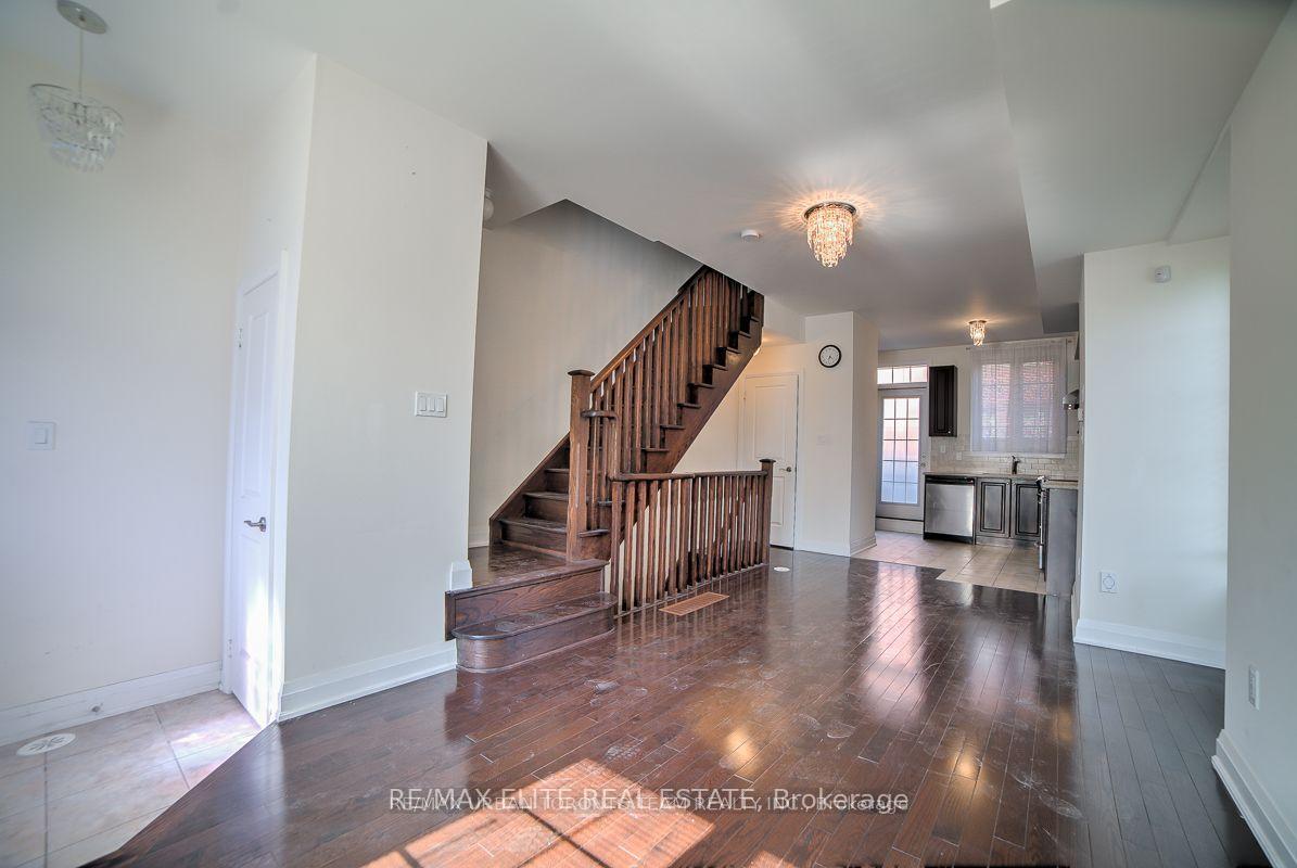 Photo 7 of 51 River Street, Toronto, Regent Park — HOMEH