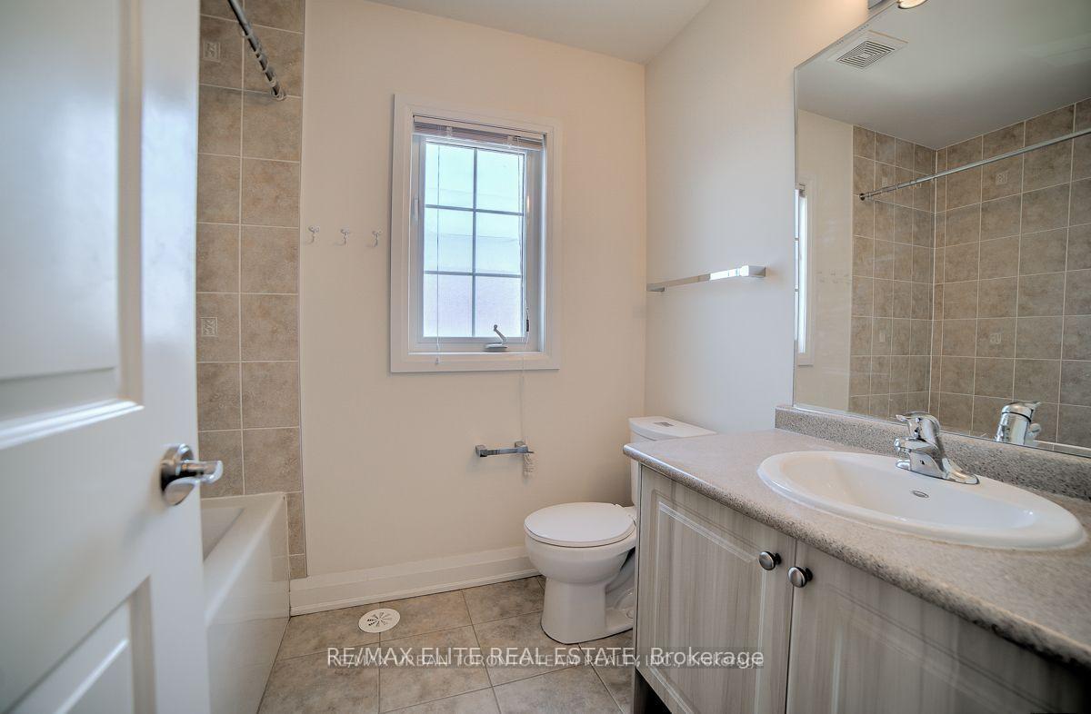 Photo 17 of 51 River Street, Toronto, Regent Park — HOMEH