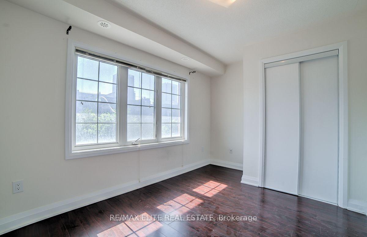 Photo 20 of 51 River Street, Toronto, Regent Park — HOMEH