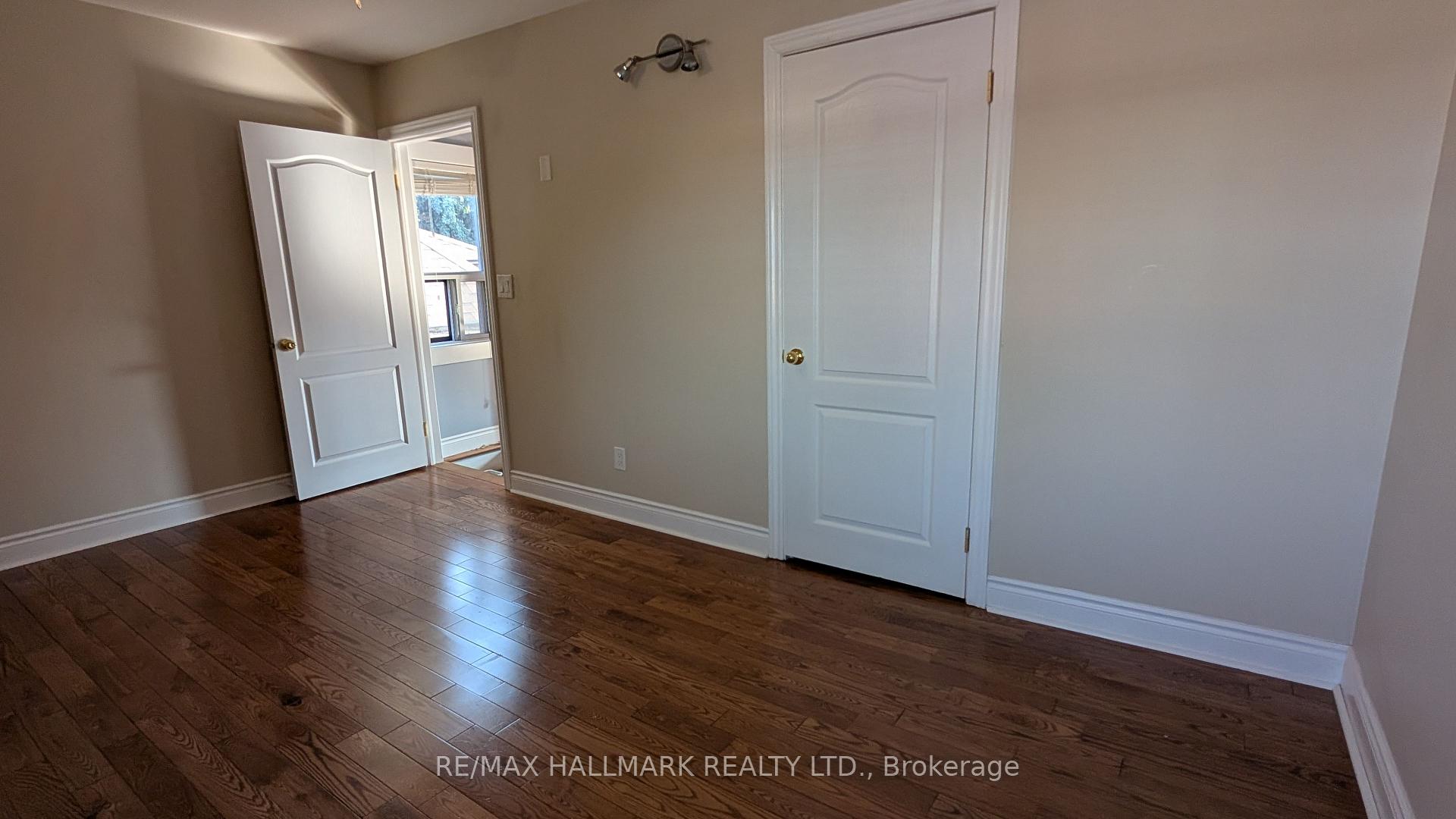 Photo 5 of Unit Upper, 680 Crawford Street, Toronto, Palmerston-Little Italy — HOMEH