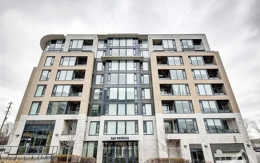 Front of Unit 618, 360 Patricia Avenue